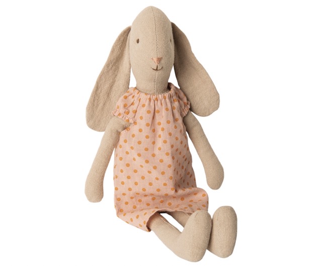 maileg bunny size 2 in nightgown - pink