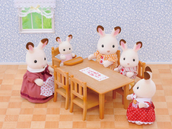 sylvanian families family table & chairs