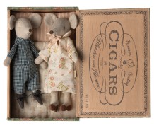 maileg grandma and grandpa mice in cigarbox | Kinderfeestwinkel | Speelgoedwinkel | Feestwinkel | Kinderwinkel | Amsterdam
