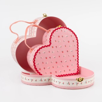 meri meri vintage rose heart suitcases (set of 2) | Kinderfeestwinkel | Speelgoedwinkel | Feestwinkel | Kinderwinkel | Amster