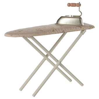 maileg iron and ironing board, miniature - off white | Kinderfeestwinkel | Speelgoedwinkel | Feestwinkel | Kinderwinkel | Ams