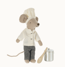 maileg chef mouse with soup pot and spoon