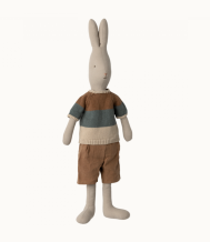 maileg rabbit size 4, classic - knitted shirt & shorts
