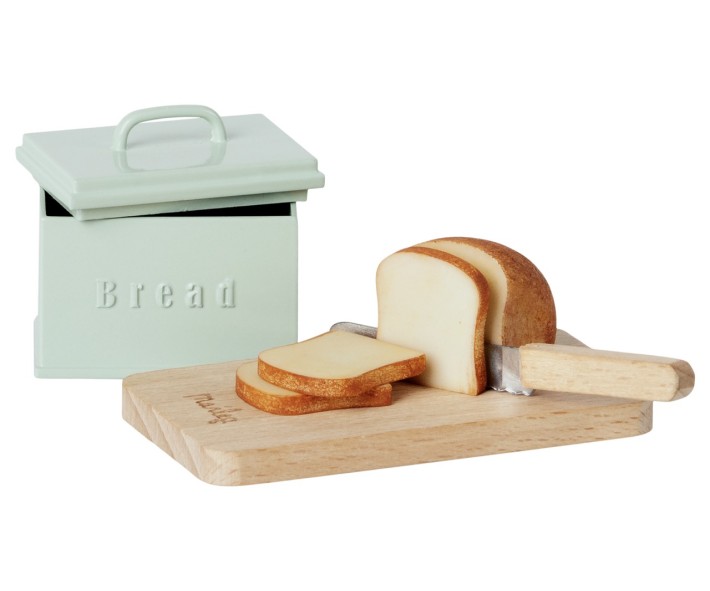 maileg miniature bread box with cutting board and knife