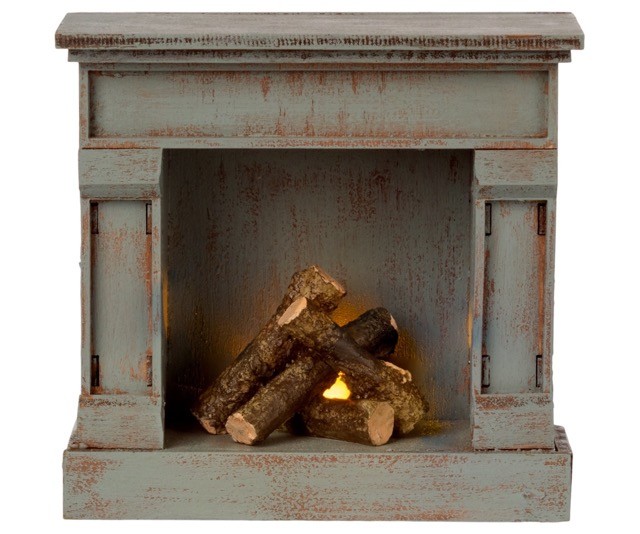 maileg fireplace - vintage blue