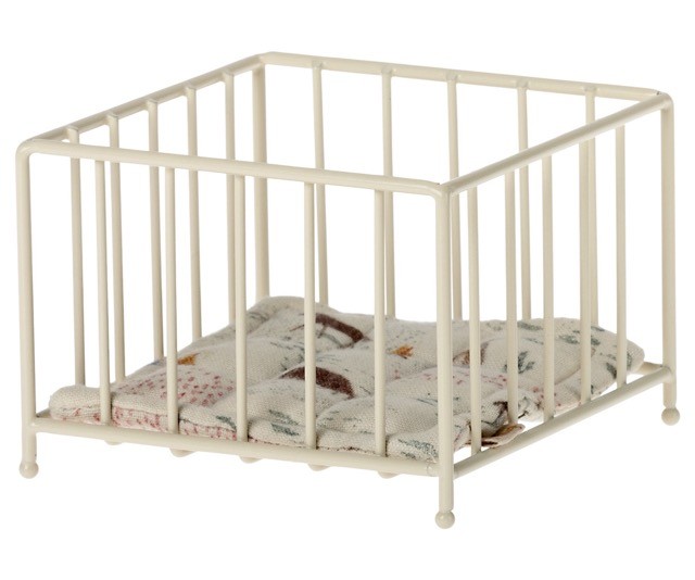 maileg playpen, my