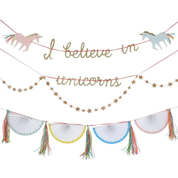 meri meri i believe in unicorns garland