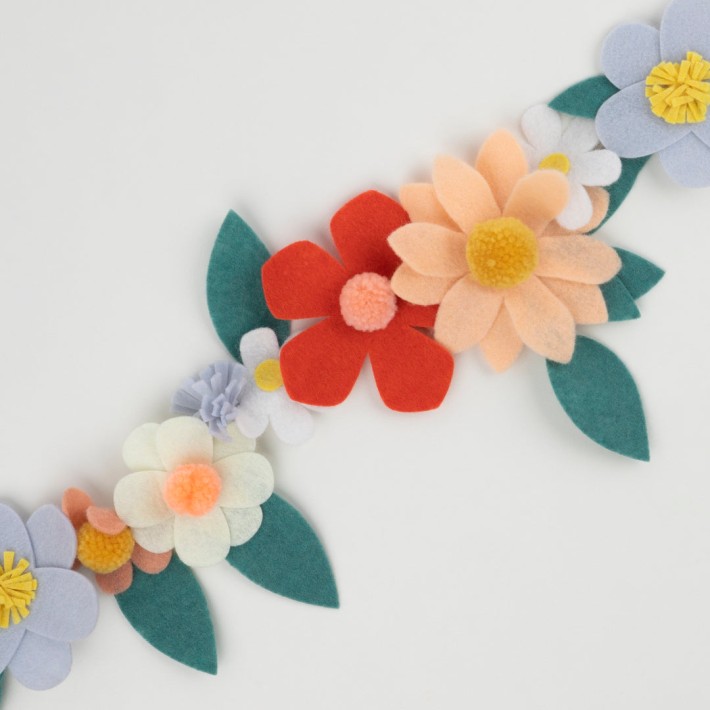 meri meri felt flower garland