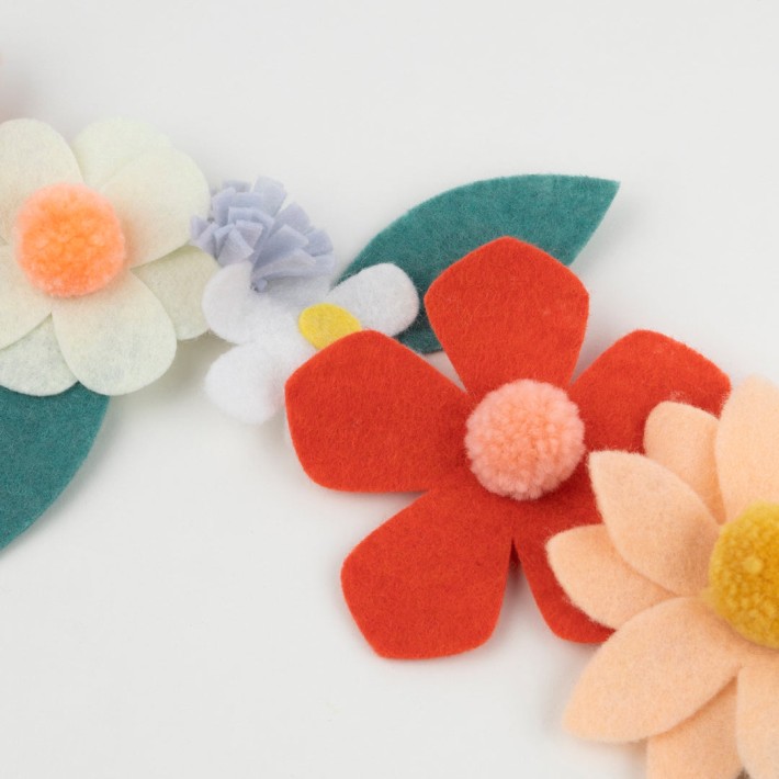 meri meri felt flower garland