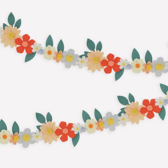 meri meri felt flower garland