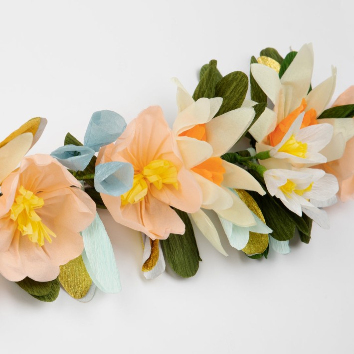 meri meri spring posy garland