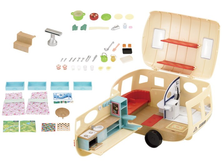 sylvanian families the caravan