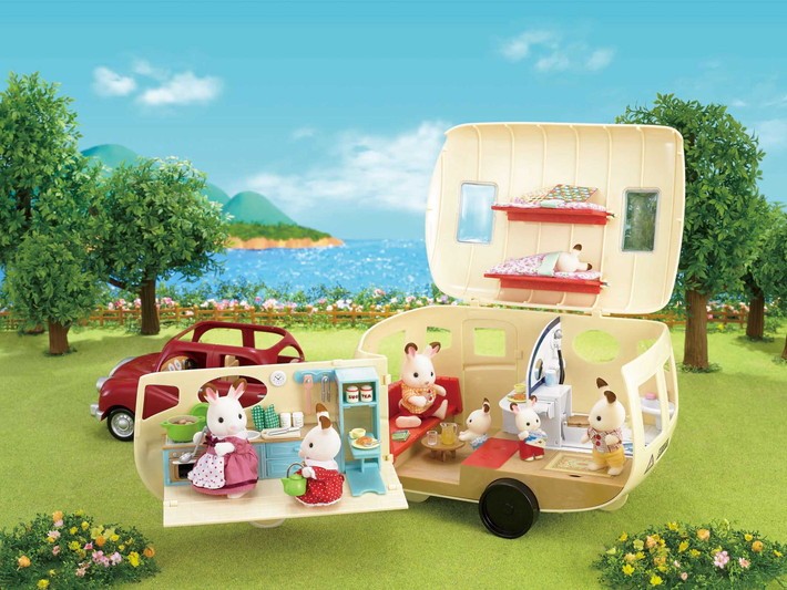 sylvanian families the caravan