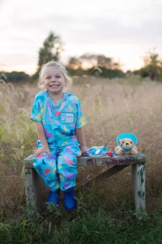 veterinarian shirt with pant & accessory set (5-6 jr)