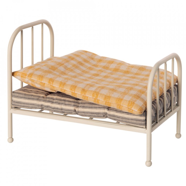 maileg vintage bed, teddy junior