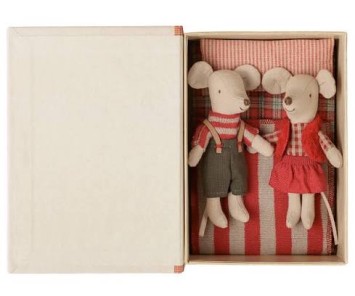 maileg christmas twin mice, little sister and brother in book