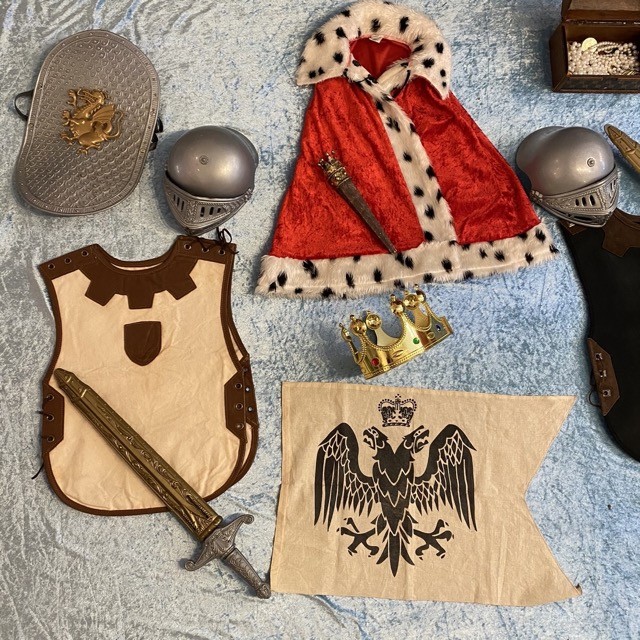knight dress up box for rent