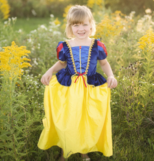 deluxe snow white dress (3-4 jr)