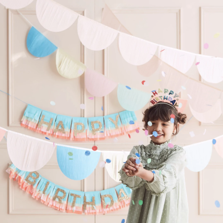 meri meri peach paper scallop garland